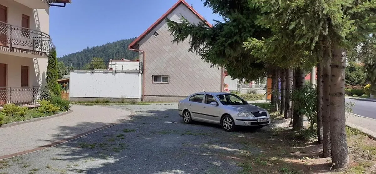 Apartments With A Parking Space Fuzine, Gorski Kotar - 19537  Fuzine