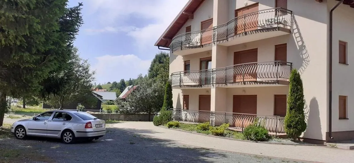 Apartments With A Parking Space Fuzine, Gorski Kotar - 19537