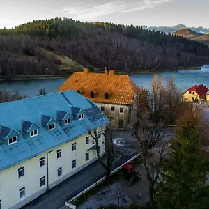 Fuzinarska Kuca Hotel